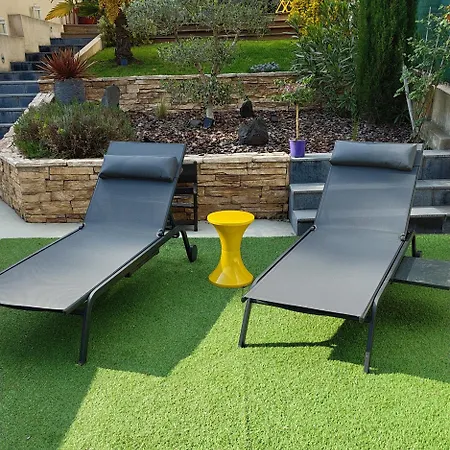 Avec Jardin Entre Paris Versailles Et Gares Chaville